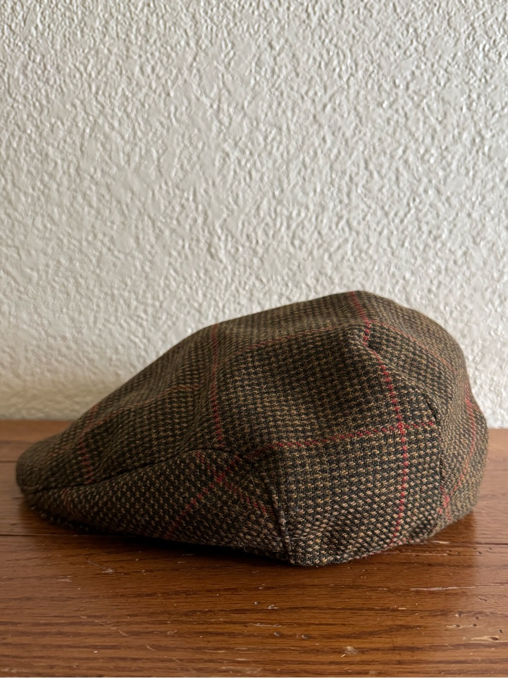 Boggs of Fife Unisex Med Waterproof Wool Tweed Flat Driver Hunting Gatsby Cap
